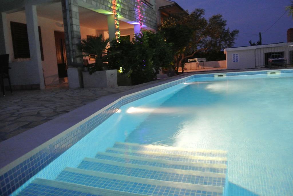 Apartments Priko 斯塔里格勒 外观 照片